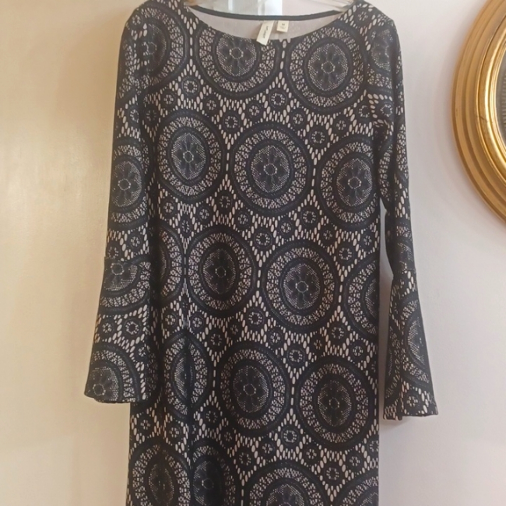 Tacera Black and Nude Print Dress